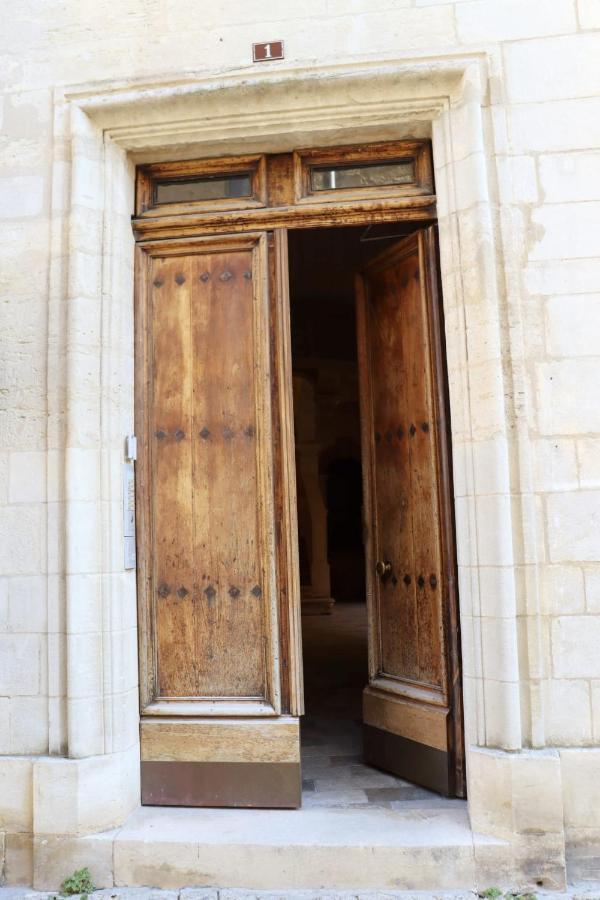Uzes, Au Coeur Du Centre Medieval La Boussole D'Uzes, Appartement De Caractere Du XVII -Eme Siecle מראה חיצוני תמונה