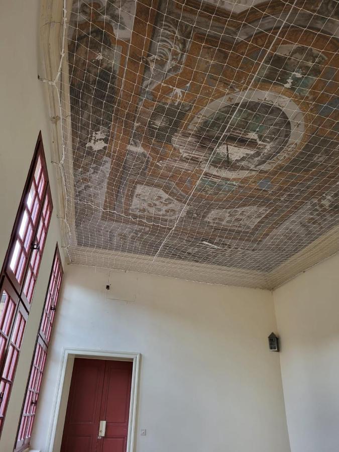 Uzes, Au Coeur Du Centre Medieval La Boussole D'Uzes, Appartement De Caractere Du XVII -Eme Siecle מראה חיצוני תמונה